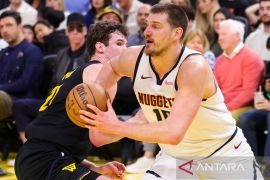 Jokic antar Nuggets kalahkan Celtics 103-84