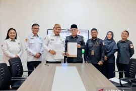 Bawaslu--Kemenag Kalbar perkuat literasi demokrasi dan netralitas ASN