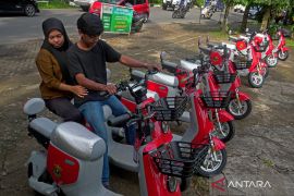Queensland melarang anak di bawah 16 tahun kendarai sepeda listrik