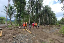 PLN tuntaskan pemulihan kelistrikan usai banjir di Halmahera Utara