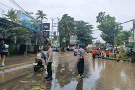 Banjir lingkar Mandalika Surut, lalu lintas kembali normal