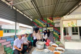 Perkuat daya saing, IKM Dompu digenjot masuk SIINAS dan bersertifikat halal