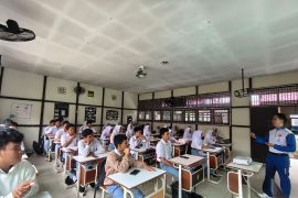 Pelajar SMK N 1 Rasau Jaya #Cari_aman bersama Astra Motor Kalbar