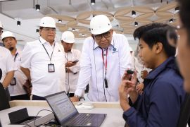 Industri berperan sebagai "laboratorium pencetak ahli"