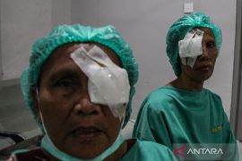 Jakbar gelar sunatan massal-operasi katarak gratis pada Juni-Agustus