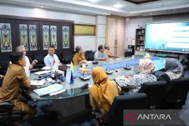 Banjarmasin menjajaki kerja sama investor bangun pabrik pengolahan sampah