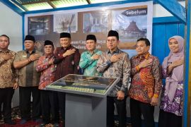 Fadli Zon resmikan pemugaran cagar budaya Masjid Padang Betuah