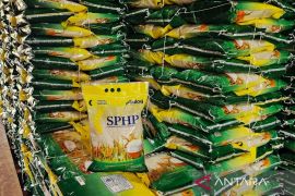 Pemkab Natuna-Perum Bulog berkolaborasi jaga stabilisasi harga pangan