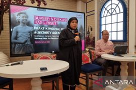 Vanita Naraya menggaungkan perempuan mampu memimpin dalam situasi krisis