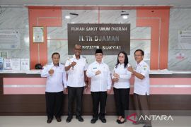 Kalbar tingkatkan status RSUD tipe C ke tipe B