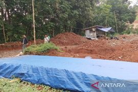 DPMPTSP Cianjur tutup sementara pembangunan peternakan di Mande