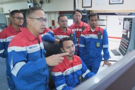 Ramadhan dan pengabdian senyap pekerja Kilang Cilacap