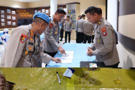 Kapolda Kaltara Pertama Diperiksa Saat Tes Urine