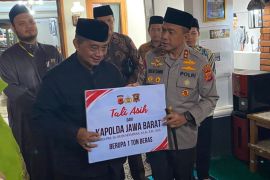 Polda Jabar bersinergi dengan Pesantren Cipasung perkuat kebangsaan