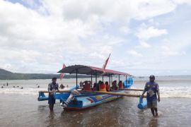 Tulungagung perbanyak agenda wisata di Pantai Gemah tarik pengunjung
