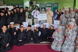 PT Pegadaian serahkan ratusan paket sembako ke Panti Asuhan Mamiyai