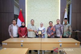 Bapemperda DPRD Kalsel cari masukan ubah tatib