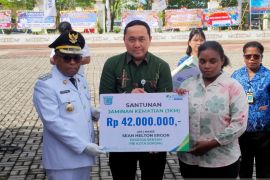 BPJamsostek Sorong salurkan JKM Rp164 juta kepada empat penerima