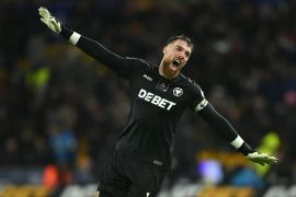 Kalahkan Aston Villa 2-0, Wolves bertahan di Premier League