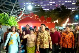 Wapres Gibran wakili Prabowo hadiri perayaan Imlek Festival 2577