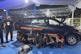 Polsek Pademangan tangkap enam pencuri besi dan kabel tol