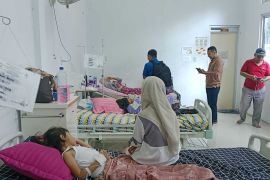 Dinkes nyatakan dugaan keracunan pelajar di Aceh Selatan masuk kategori KLB