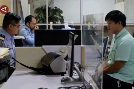 Cegah perdagangan orang, Imigrasi Pontianak perketat permohonan paspor