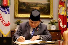 Tarif resiprokal dan kerja sama energi dibahas jelang presiden ke AS