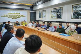 Satgas Sulsel dan Bapanas perkuat pengawasan harga minyak dan beras