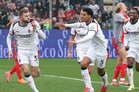 Dua gol larut antar AC Milan taklukkan Cremonese 2-0