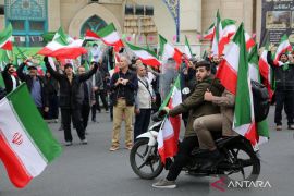 Bentrokan di Konsulat AS di Karachi, sembilan demonstran pro Iran tewas tertembak