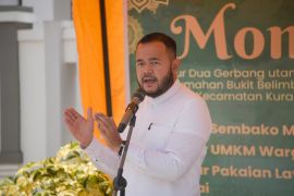 Gelar bazar, Wako Fadly Amran puji kepedulian sosial warga BBI Kuranji