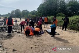 Tim gabungan evakuasi nelayan ditemukan meninggal dunia di Banyuates