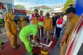 Pemkot Pontianak - Pertamina Patra Niaga awasi takaran BBM sesuai standar