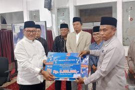 Perang di Timur Tengah, Wako Ramlan imbau warga Bukittinggi tunda Umrah