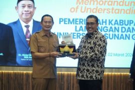 DPR RI tekankan empat pilar perkuat SDM di Lamongan