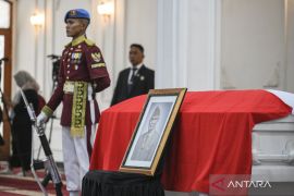 Istana: Try Sutrisno beri teladan bagaimana mencintai negara