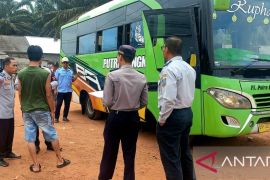 Dishub Babel temukan pelanggaran ban dan administrasi saat ramp check di Bangka Barat