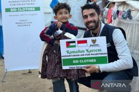 Baznas RI kirimkan 2.400 pakaian untuk para pengungsi di Gaza
