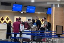 Imigrasi Bali deportasi tiga WNA Irak gunakan paspor palsu