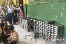 Menu tak layak, BGN tutup dua dapur MBG di Banten