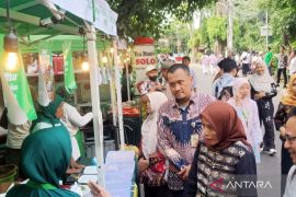 Puluhan UMKM ramaikan bazar Ramadhan di Matraman Jaktim