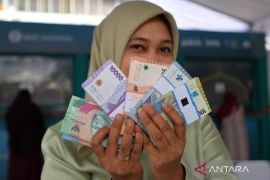 Rupiah menguat jadi Rp16.886 per dolar AS, Selasa 10 Maret 2026