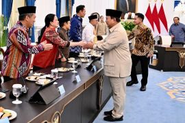 Gibran dampingi Prabowo bertemu pemimpin lintas generasi di Istana