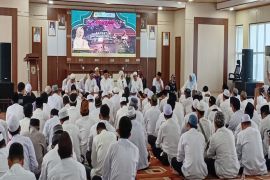 Kadisdik Kalsel serap aspirasi guru HSU dalam Safari Ramadan