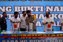 Polda Bali musnahkan ganja hingga kokain ribuan gram