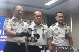 Imigrasi ungkap 13 warga negara Jepang menyamar jadi polisi untuk penipuan daring