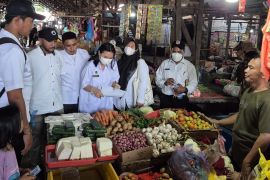 BGN Nabire rutin pantau pasar cegah permainan harga mitra