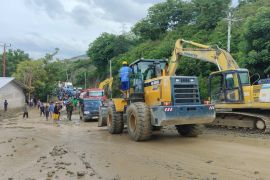 Akses jalan di Dusun Wana terputus akibat banjir
