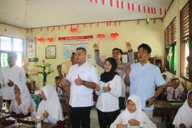 Legislator minta narasi sesat anggaran Makan Bergizi Gratis dihentikan